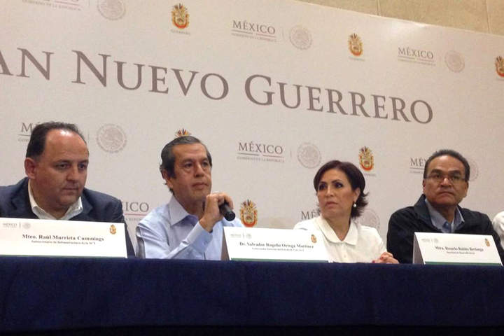 Ortega solicitó apoyo a los diputados y diputadas de las diferentes fracciones para que ayuden a Guerrero. (El Universal)