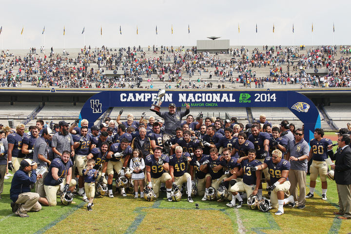 Los Pumas CU sobrevivieron a un último periodo de locura para conseguir el bicampeonato, el cuarto de su historia en la Onefa. (Jam Media)