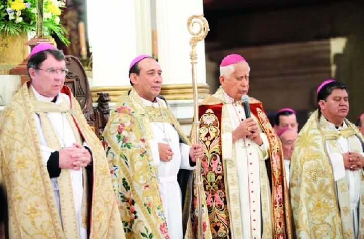 Ceremonia.  Este viernes tomó posesión como José Antonio Fernández Hurtado como nuevo Arzobispo de Durango.
