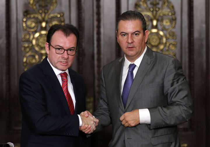 Reformas. El presidente del CCE, Gerardo Gutiérrez Candiani, y el secretario de Hacienda. (ARCHIVO)