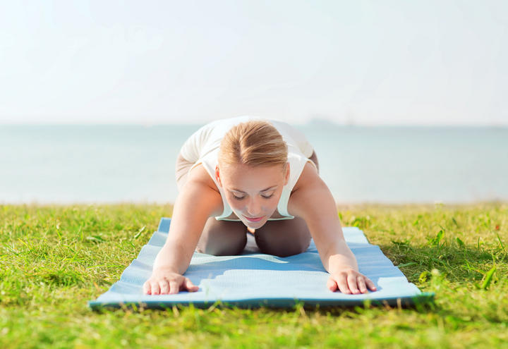 Quienes practican Yoga dicen lograr el equilibrio físico y mental hacia un bienestar íntegro en el organismo. (ARCHIVO)