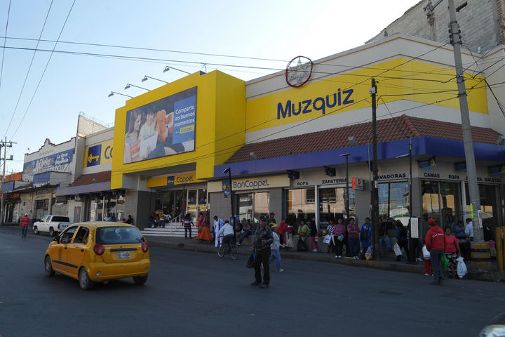 Asalto. Asaltantes logran escapar con 6 mil pesos en efectivo de Bancoppel 'Múzquiz' de Torreón.