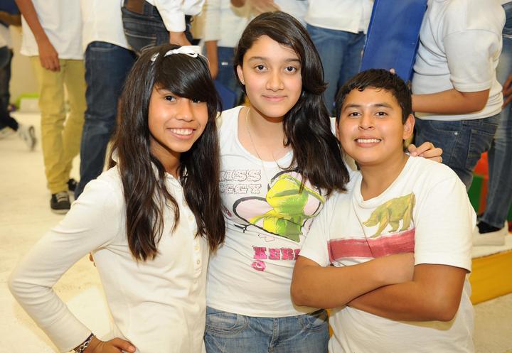 Mariana, Cynthia y Chuy.