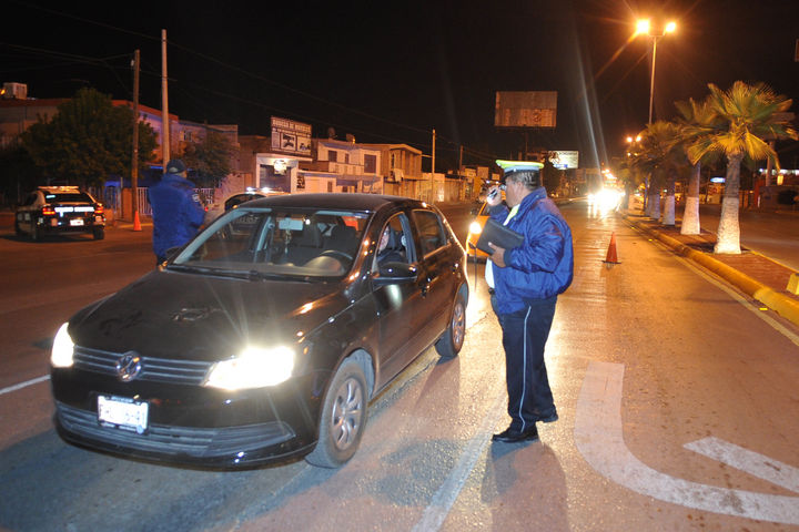 Sigue operativo. En lo que va de diciembre han sido detenidos 46 conductores por manejar en estado de ebriedad en Torreón.
