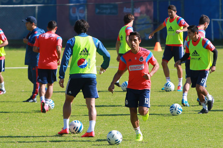 El 2014 ha sido un año complicado para Chivas, han pasado por el equipo tres directores técnicos. (Jam Media)