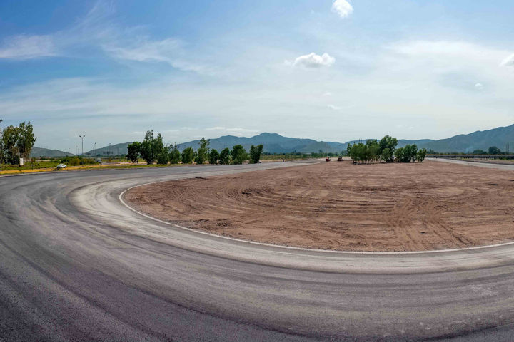 Arrancan. Ya se encuentran en la segunda etapa de la construcción de la ciclopista de Lerdo. (EL SIGLO DE TORREÓN)