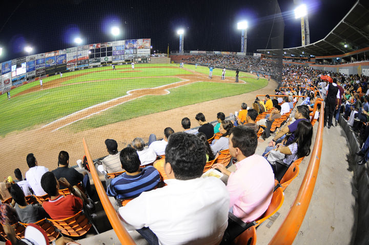 Una nueva experiencia para disfrutar el juego tendrán los asistentes al Estadio Revolución en el área de asadores que está en proyecto. (Archivo)