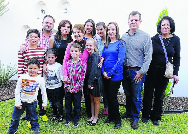   Menchu López Sesma de Araluce en su festejo con motivo de sus 70 años de vida.
