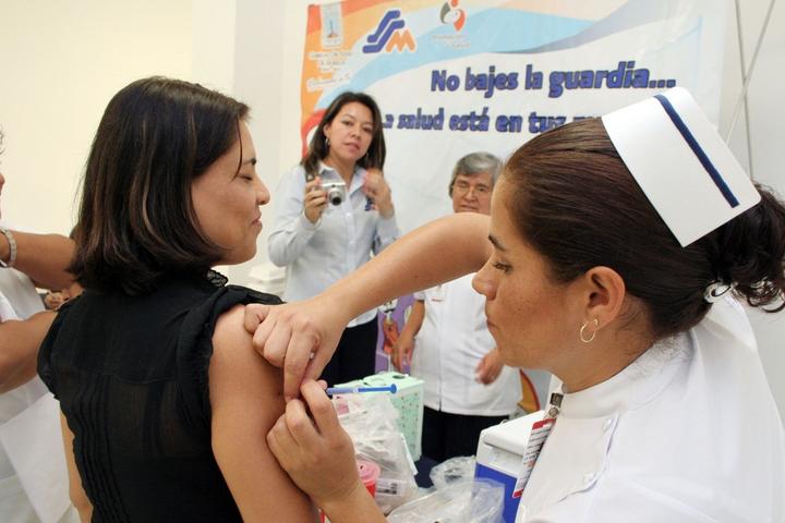 Se han aplicado más de 29 millones de vacunas, informó la Secretaría de Salud en un comunicado. (ARCHIVO)