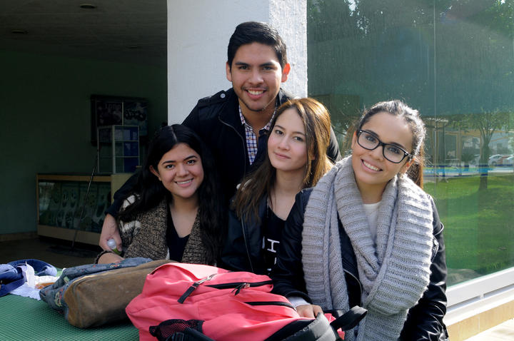Samantha, Isabel, Ronaldo y Miranda.