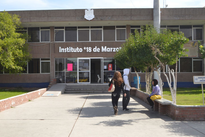 Historia. El Instituto 18 de Marzo ha sido un referente educativo en La Laguna de Durango que ha ido evolucionando. 