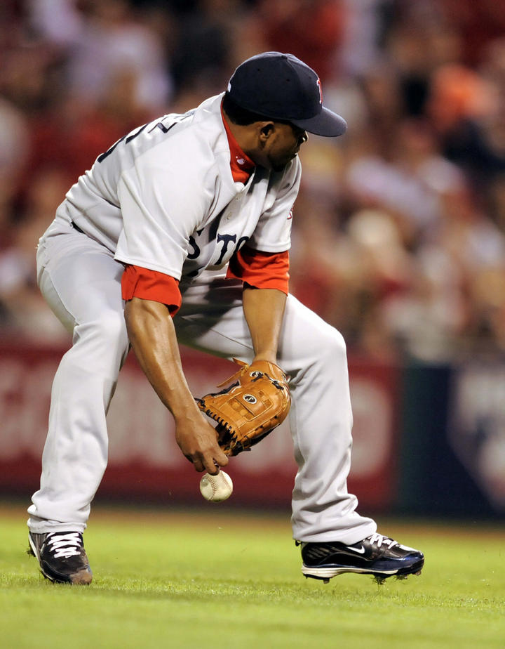 Para terminar la temporada del 2010 llegó a los Gigantes de San Francisco, con quienes consiguió el título al vencer en la Serie Mundial a los Rangers de Texas. (Archivo)