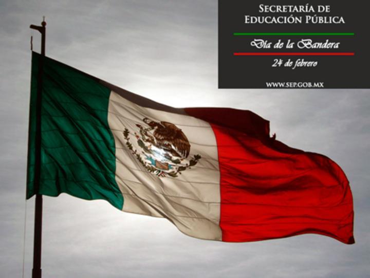 La bandera es símbolo de independencia, libertad, unidad y derechos que gozamos como mexicanos. (SEP)