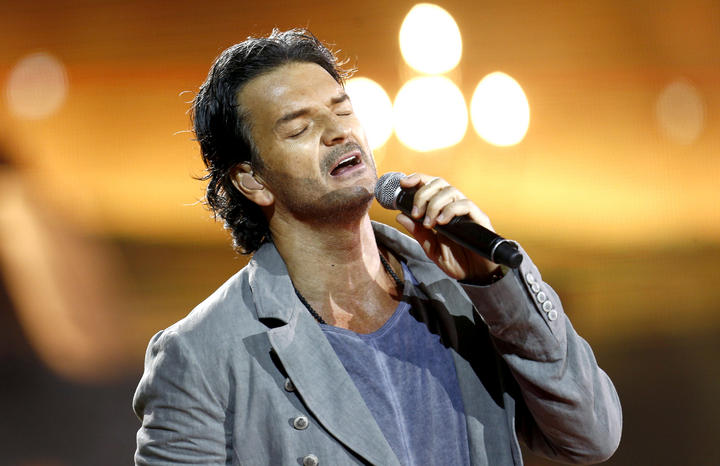 Ricardo Arjona presentó un show similar al que montó en su “Viaje Tour”. (EFE)