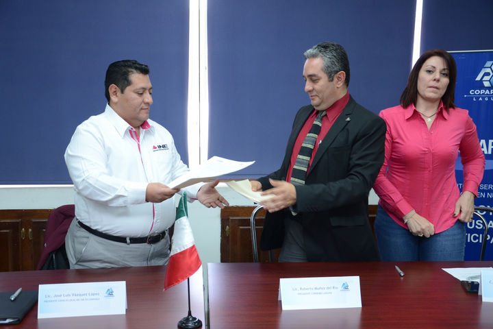 Por el voto. El INE Coahuila firmó un convenio con la Coparmex Laguna para la promoción del voto en las elecciones de este año.