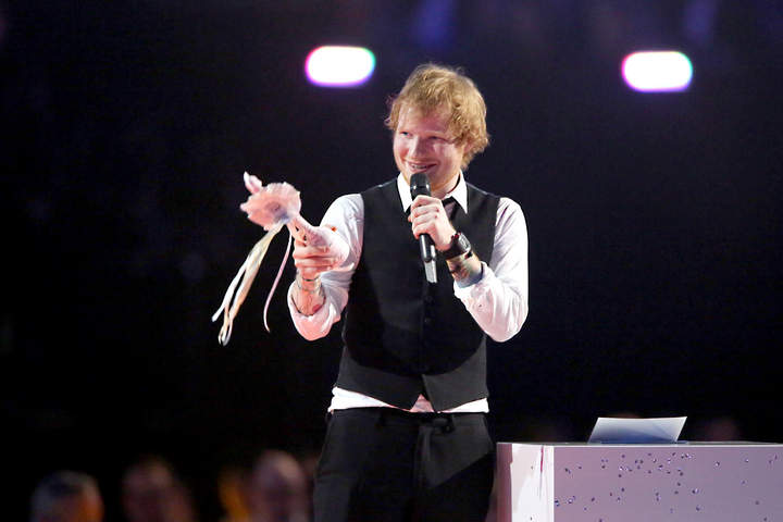 Ed Sheeran triunfa en los Brit Awards