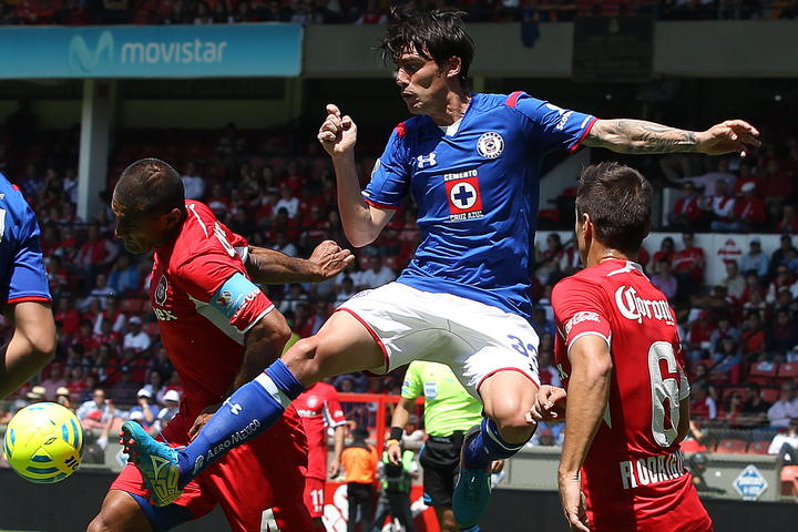 Toluca propinó su segunda derrota a Cruz Azul al vencerlo 1-0. (Notimex)
