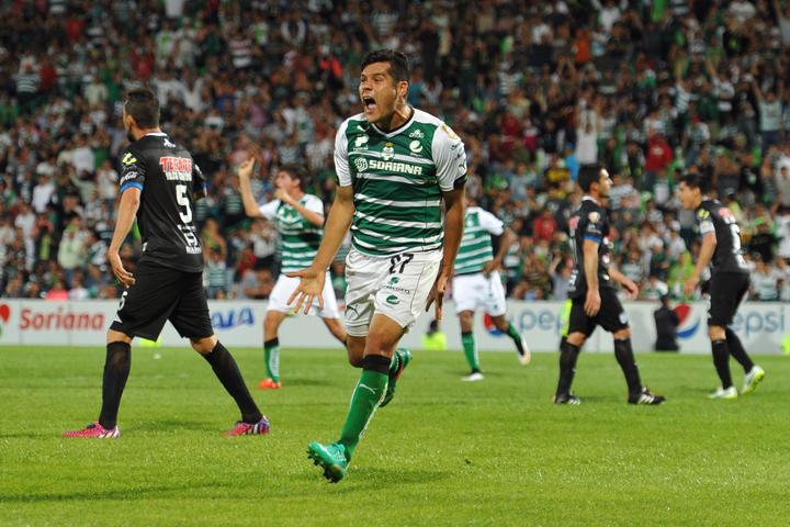 Con 517 minutos en 8 partidos que ha disputado en el Clausura 2015, Javier Orozco no lleva gol con los Guerreros.