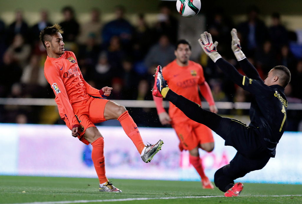 El brasileño Neymar anotó un doblete, al minuto tres y 88, mientras que el uruguayo Luis Suárez al 73, le dieron el triunfo a su equipo. 
