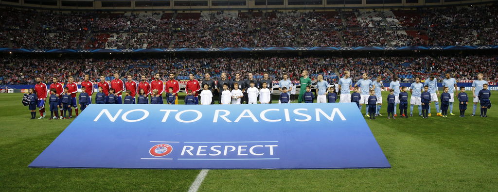 Tanto en Europa como en América Latina se han lanzado campañas para tratar de frenar el racismo. (EFE)