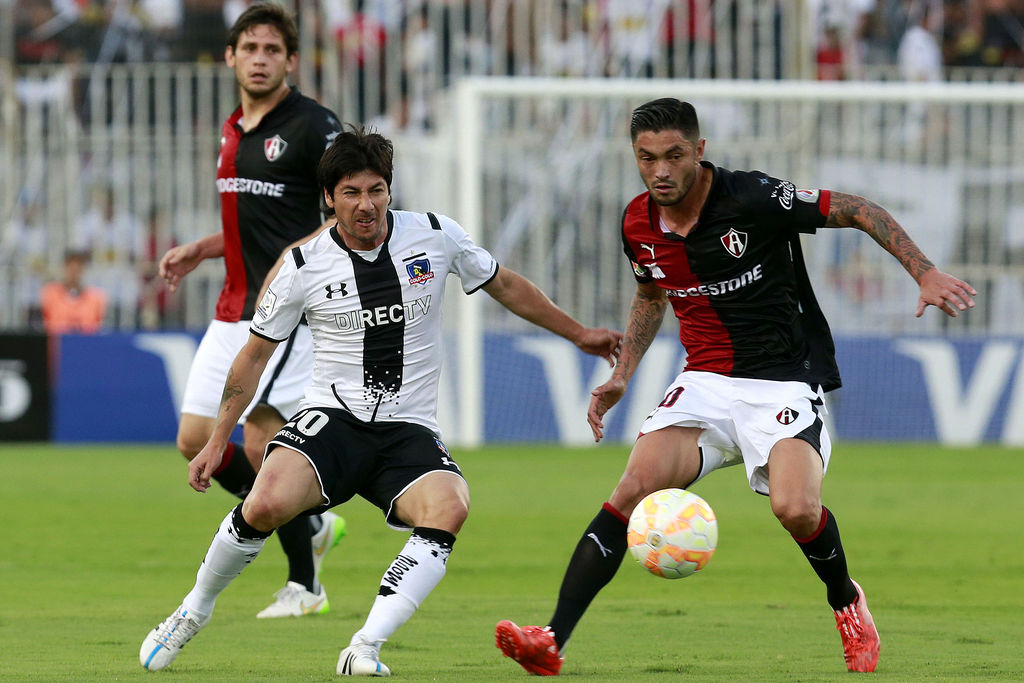 En partido de la tercera jornada del Grupo 1 de la Copa Libertadores 2015, disputado en el estadio Monumental de Santiago ante unos 40 mil espectadores, cayó Atlas 2-0 frente al Colo Colo. 