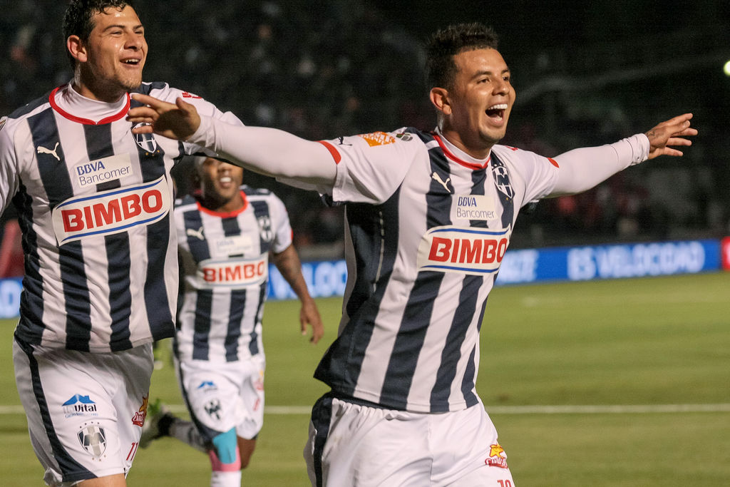 Edwin Cardona anotó los tres goles para el Monterrey.  (Jam Media)