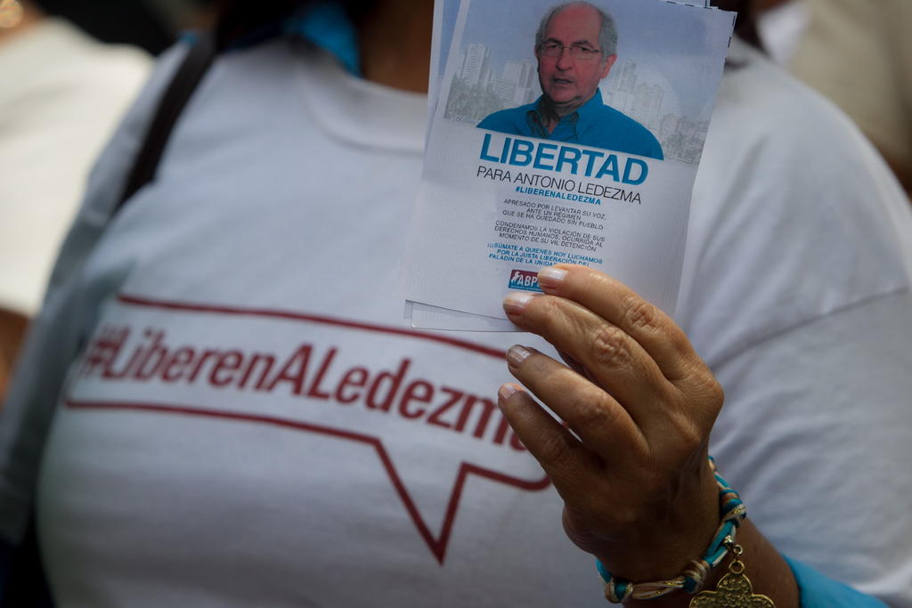 Ledezma se encuentra encarcelado desde el pasado 20 de febrero en una prisión militar a las afueras de Caracas. (ARCHIVO)