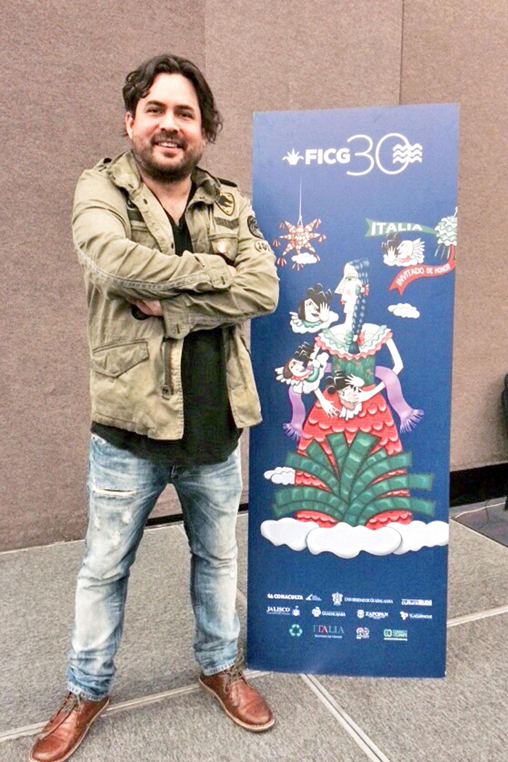 Promoción. El ingeniero de efectos visuales, Charlie Iturriaga, estuvo presente en el Festival Internacional de Cine de Guadalajara (FICG), para exhibir el filme Alicia en el país de María.
