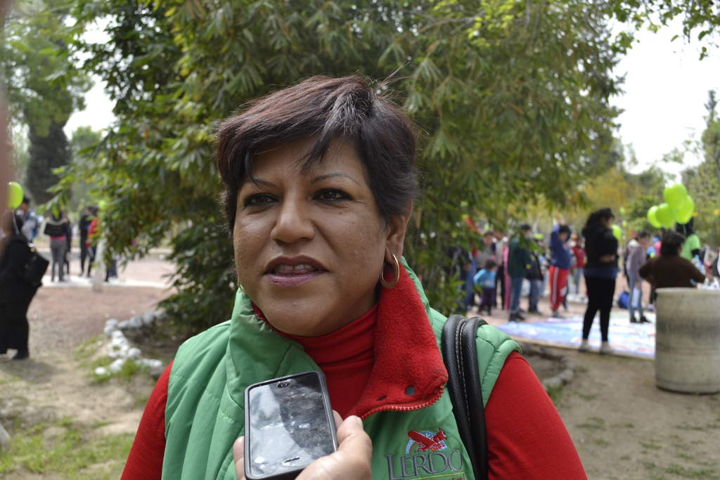 María Teresa González Carranza, directora del instituto, destacó que la impartición de dichas  pláticas se está llevando a cabo en instituciones educativas de Lerdo. (Archivo)