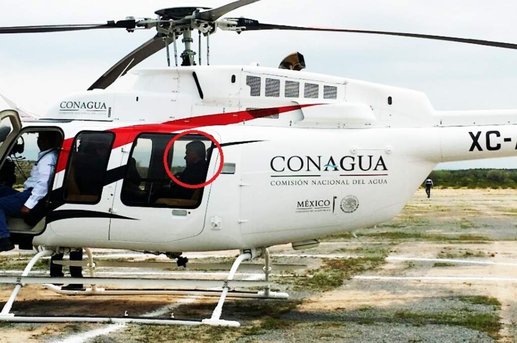 'Me invitó García Triana que no vio', se limitó a decir Riquelme y se negó a informar cuál fue la ruta que realizaron a bordo del Bell 407 XC-AUA. (SIGLO COAHUILA)