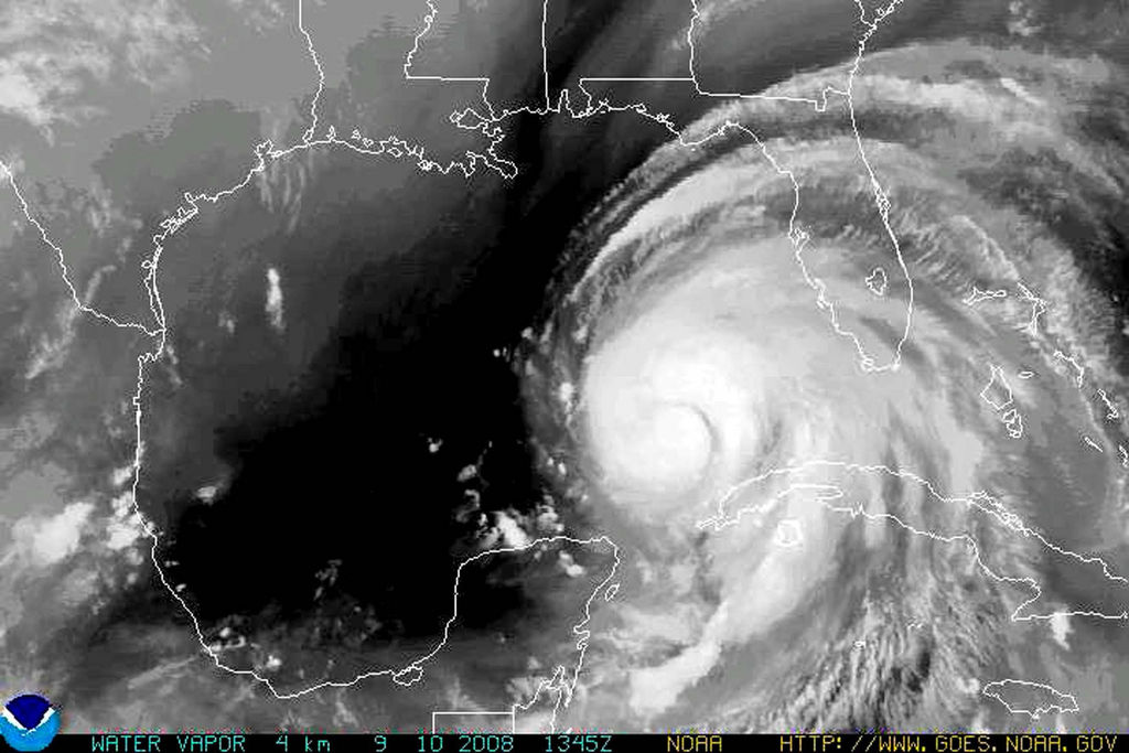 Estimación. En el Océano Atlántico se pronostica una baja actividad ciclónica, con siete ciclones de nombre, cuatro de los cuales alcanzarían la categoría de tormentas tropicales y tres de huracanes.