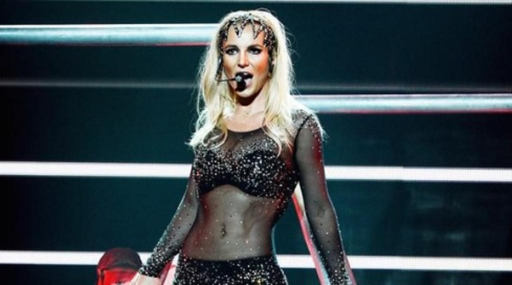 Britney Spears insulta a fan; le gritan gorda