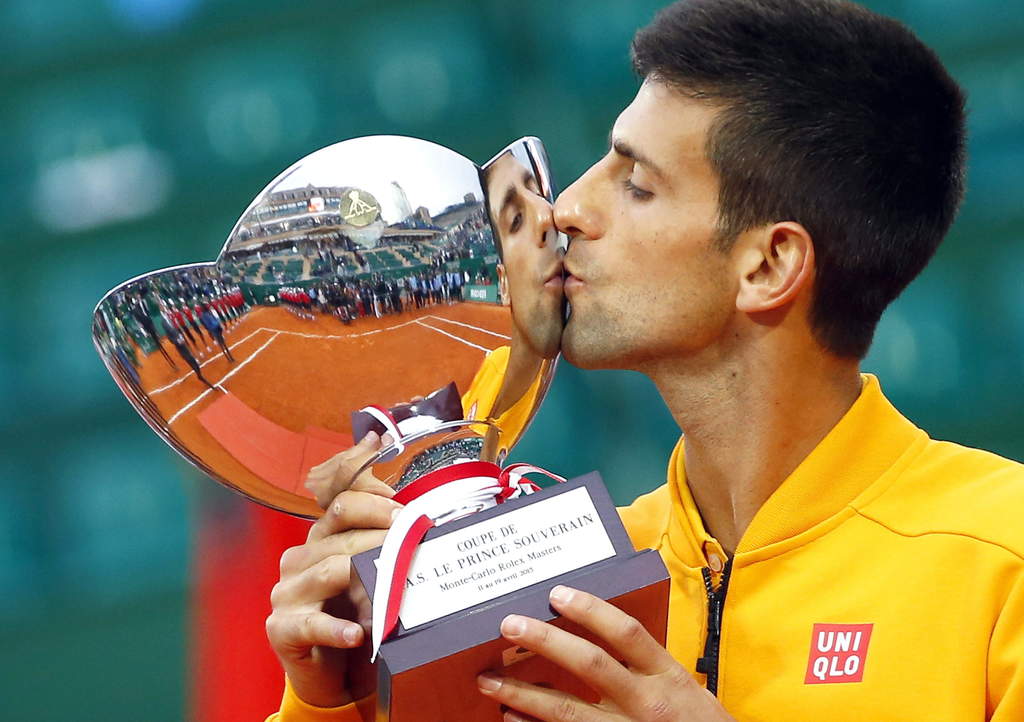 Djokovic se convirtió en el primer jugador en la historia en ganar los tres primeros Masters del año, luego de completar la barrida en Indian Wells y Miami. (EFE)
