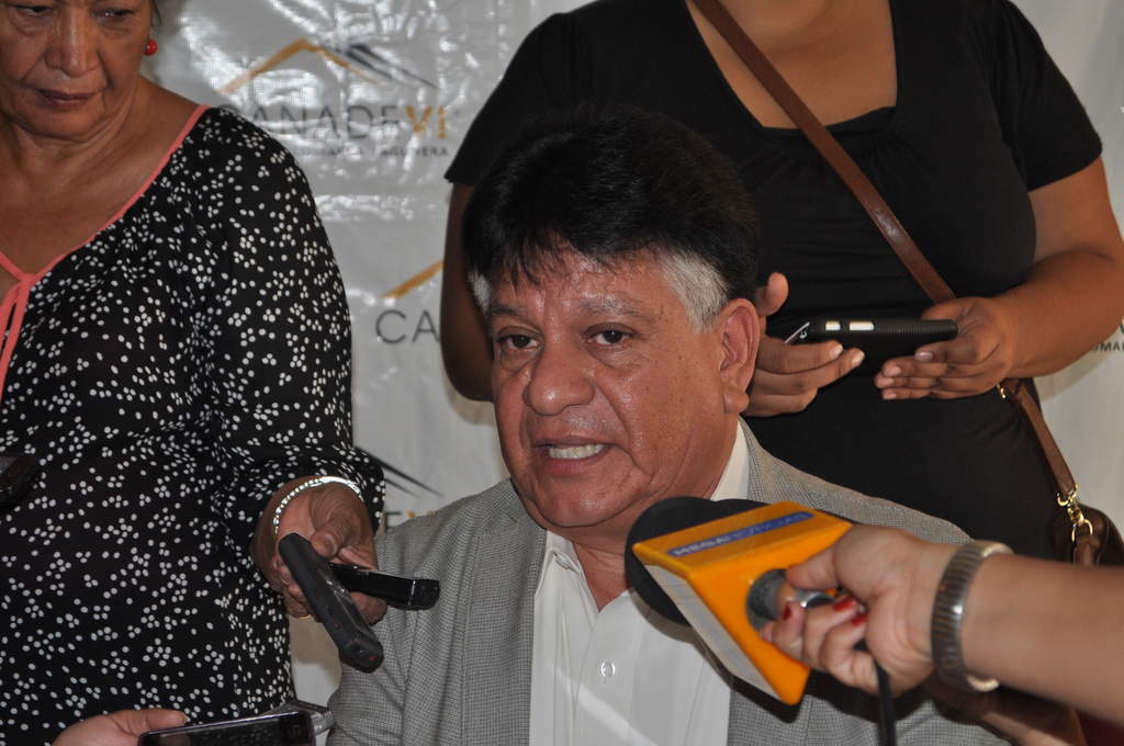 Agustín Arellano, presidente del CLIP, confió en que, ahora sí, acudan todos los aspirantes. (El SIglo de Torreón)