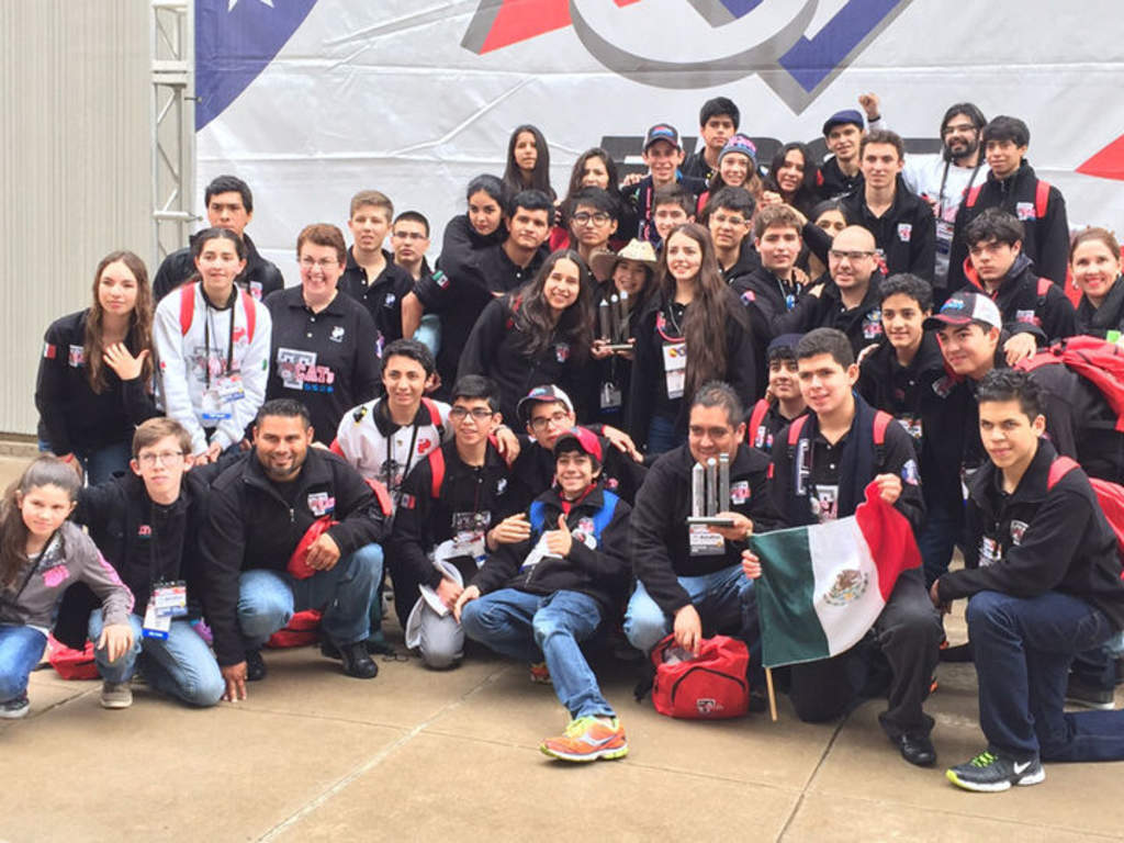 El tCATs 5526 del Colegio Americano de Torreón, se alzó con el premio novato del año. (Especial)