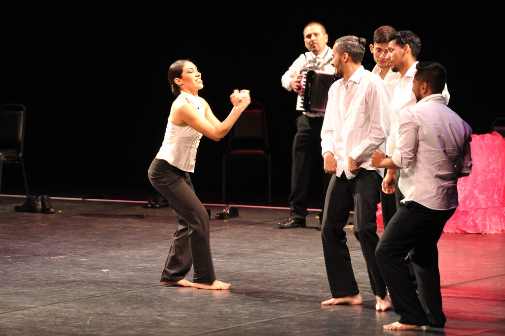 Muestra. Producciones La Lágrima, dirigida por Adriana Castaños, se presentó en el Segundo Encuentro Nacional de Danza. 