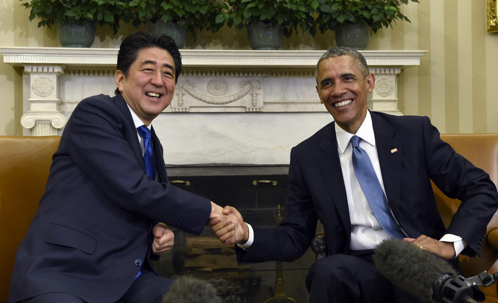 Obama y Abe, el primer líder japonés que realiza una visita de Estado a Estados Unidos desde 2006, se reunirán durante la mañana en el Despacho Oval y después ofrecerán una conferencia de prensa conjunta. (AP)