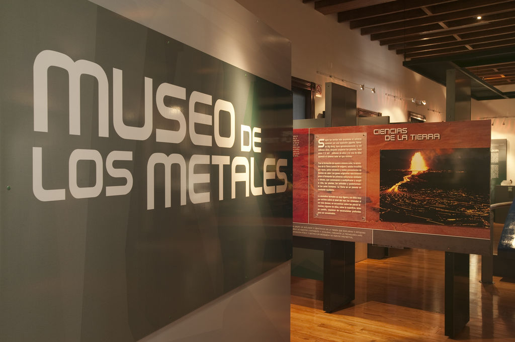 Único. El Museo de los Metales es un espacio dirigido al estudio de las Ciencias de la Tierra y la promoción de las ciencias en general.