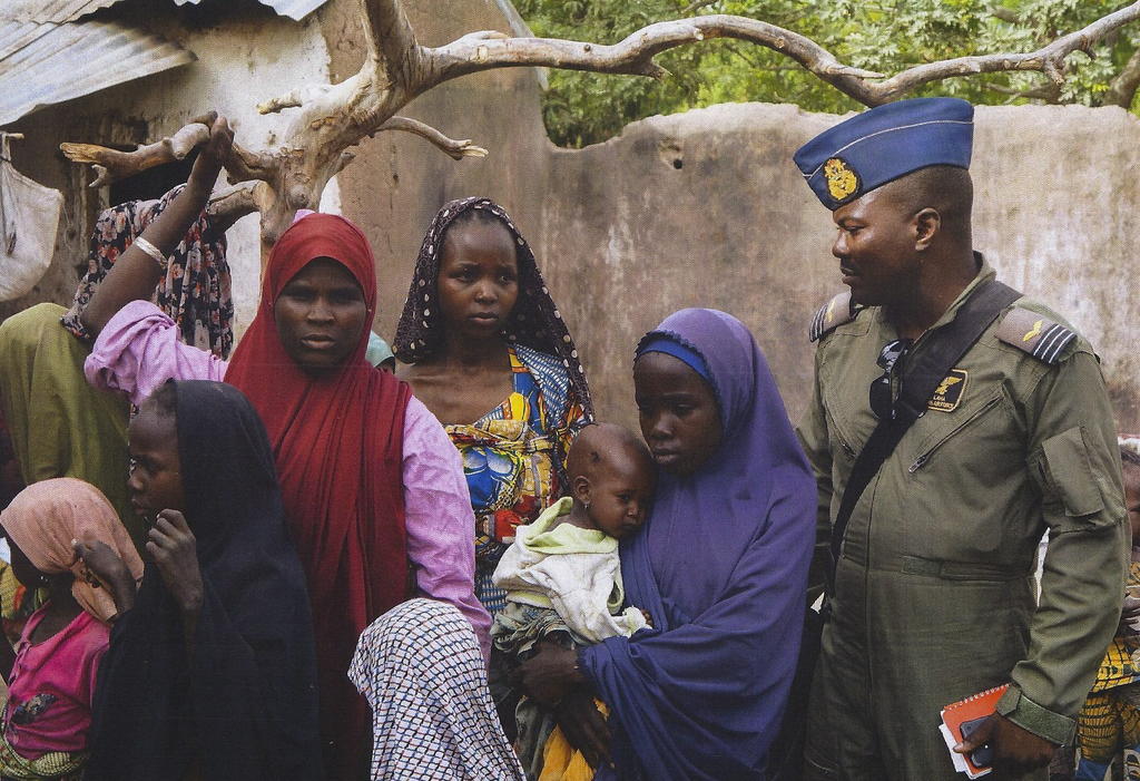 El Fondo de Población de la ONU señaló que un número 'considerable' de las niñas liberadas la semana pasada por el ejército nigeriano, están encinta; en el 2014 se han contabilizado más de 16 mil casos similares. (EFE)