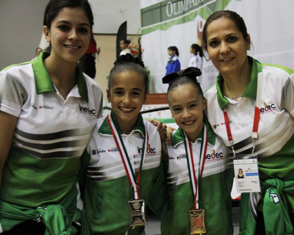 En días pasados se consiguieron dos medallas sin precedente en la disciplina de Gimnasia Artística: oro y plata para María Fernanda Román Ponce y Susana Cuesta Galván. 