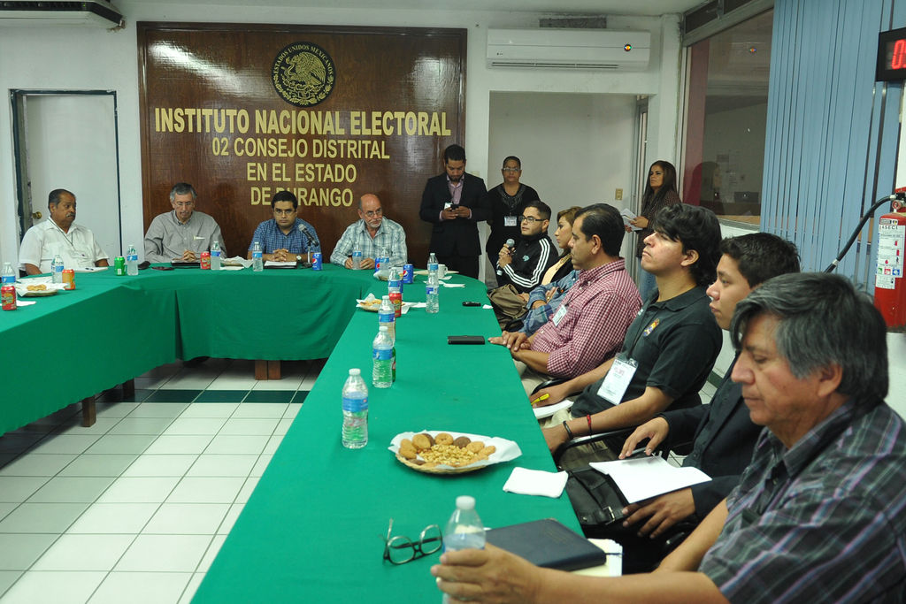 Diálogo. Fue para brindar espacio a los jóvenes y académicos. 