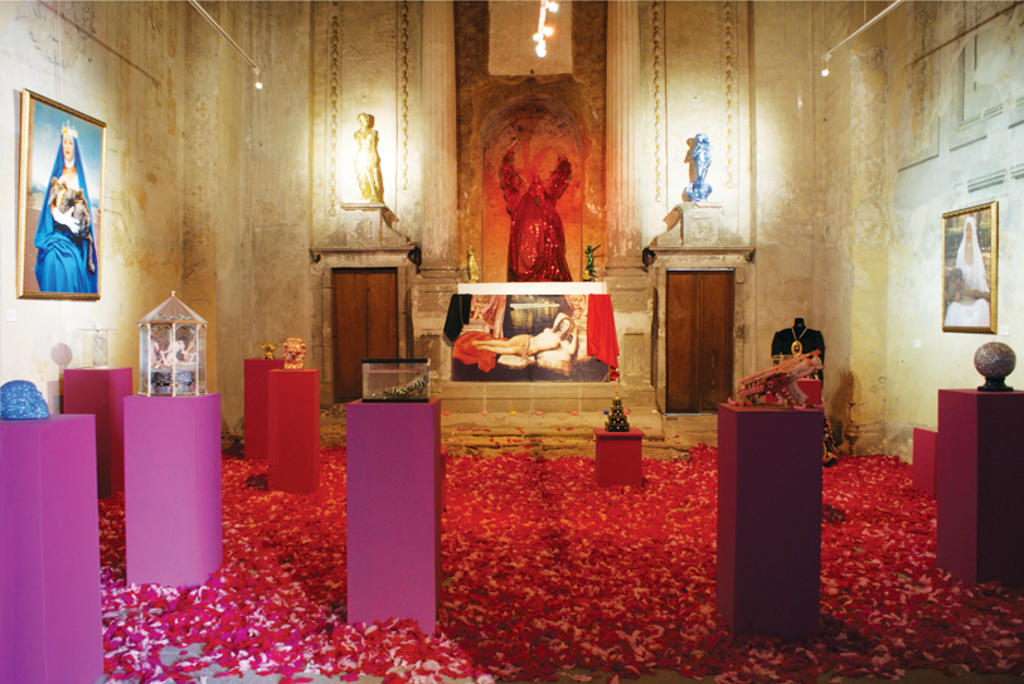 Vista general de Cajas objeto. Exposición Bonita hasta la muerte, 2012. Foto: Gerardo Sánchez.