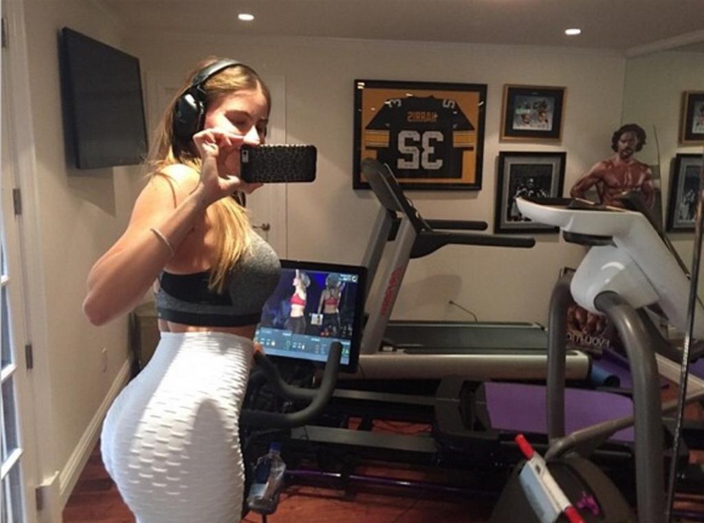 Hace unos días, Sofía causó furor en Instagram, tras colocar una foto en la que aparece haciendo ejercicio y mostrando su trasero. (Instagram)
