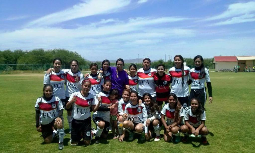 La FCA refrendó su título de escuadra campeona del torneo Inter Facultades 2015, y como consecuencia se convirtió en flamante bicampeón de las justas organizadas por la Universidad Autónoma de Coahuila, Unidad Torreón.