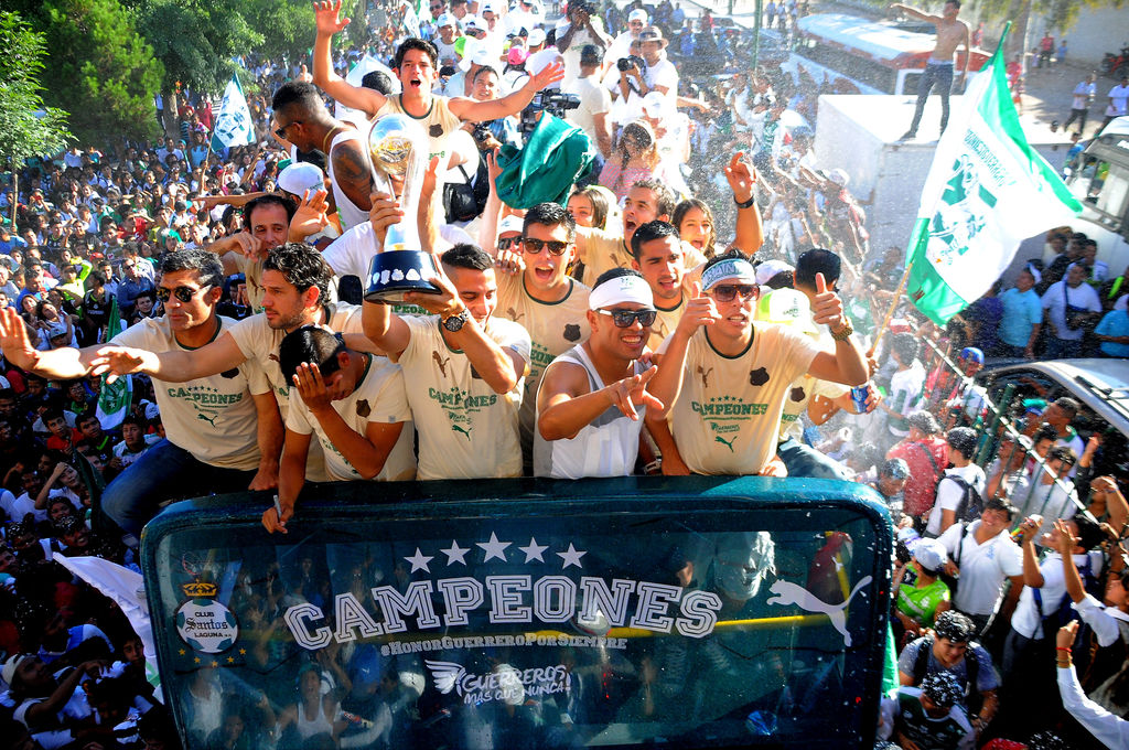 Santos Laguna, campeón del torneo Clausura 2015 se medirá a las Águilas del América campeón del Apertura 2014. (Foto Jesús Galindo)