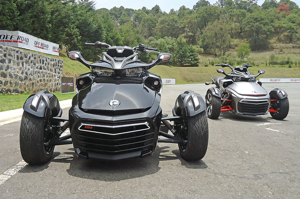 Intrépido.Can-am Spyder F3, audaz, intrépida y muy funcional. 