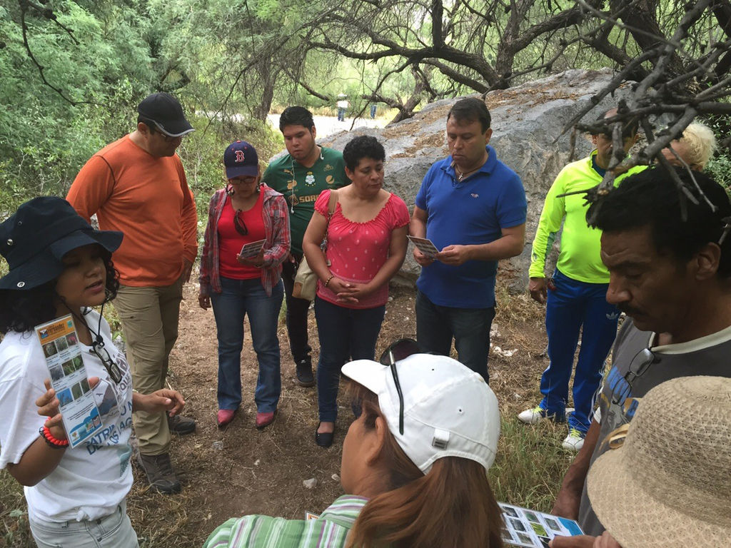 Recorrido. Priistas visitan y conocen la zona natural protegida del Cañón de Fernández, municipio de Lerdo. (Cortesía)