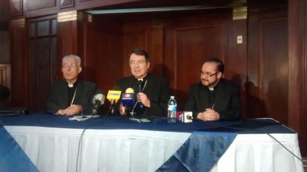 'La mayoría de lo sacerdotes de México son buenos sacerdotes, yo pienso que la gente es capaz de ver a un buen sacerdote', dijo. (EL SIGLO DE TORREÓN)