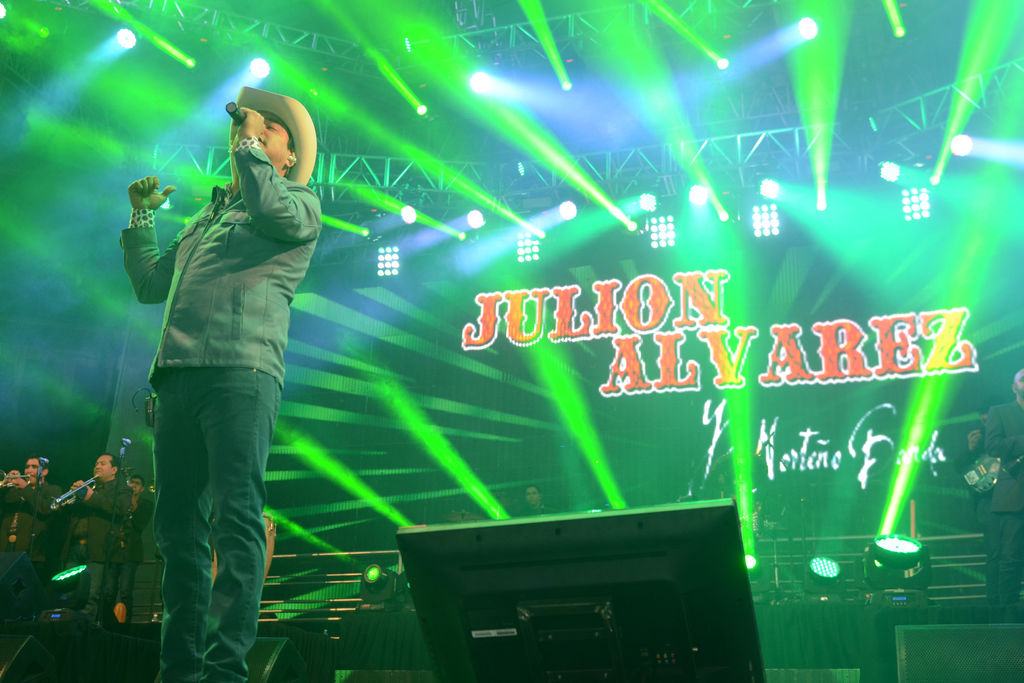 El cantante actuará en el palenque de la Expo Feria Gómez Palacio el cuatro de julio. (ARCHIVO)