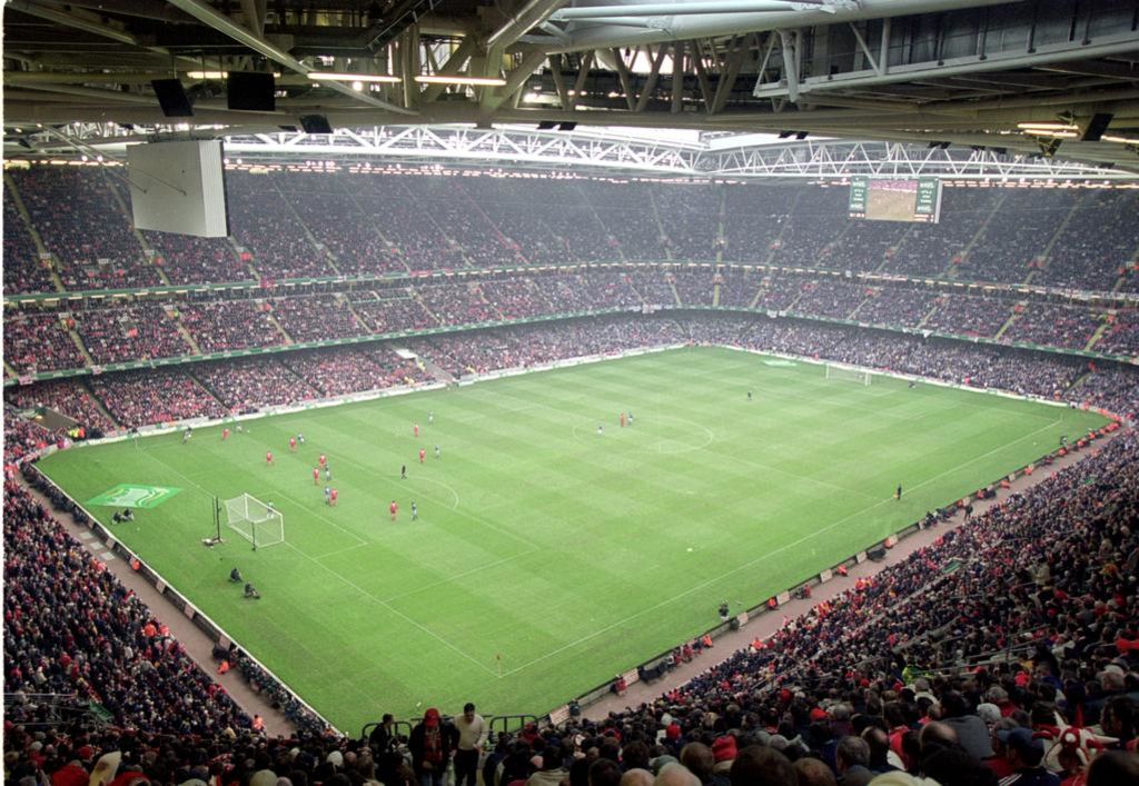 Será la primera final de la Copa de Europa celebrada en Gales, se jugará en el estadio Millenium. (Twitter)